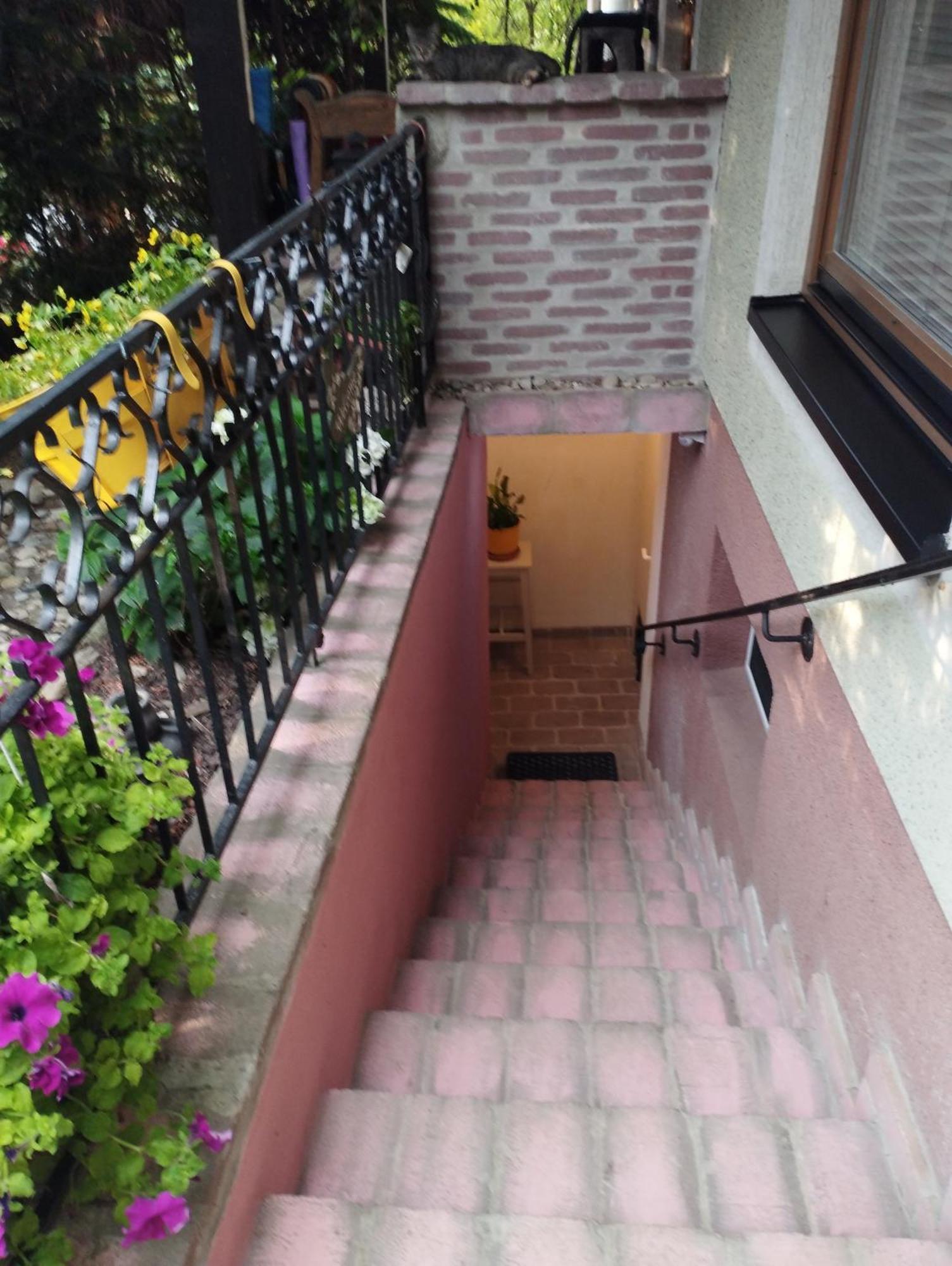 B&B Family Basement Apartment, Breakfast, Free Parking, 5Km From Tulln Chorherrn Ngoại thất bức ảnh