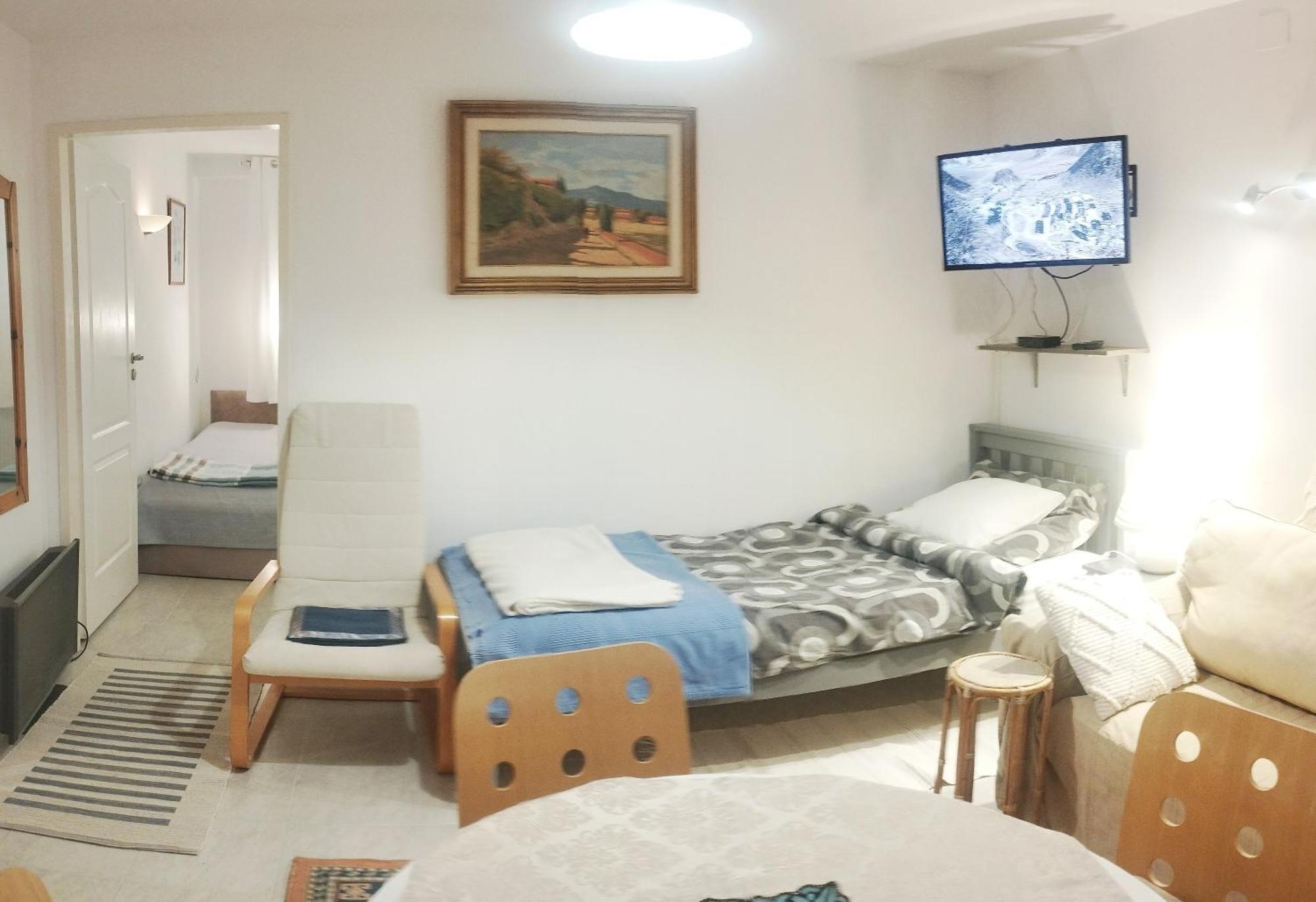 B&B Family Basement Apartment, Breakfast, Free Parking, 5Km From Tulln Chorherrn Ngoại thất bức ảnh