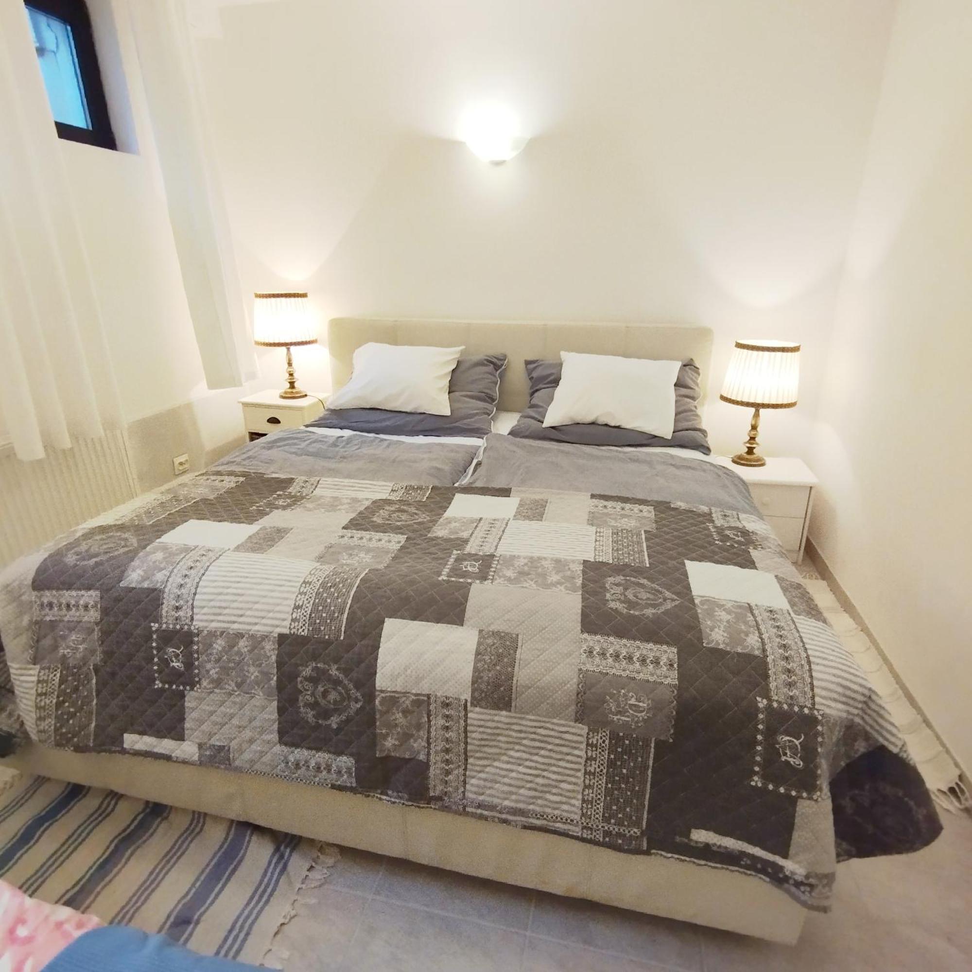 B&B Family Basement Apartment, Breakfast, Free Parking, 5Km From Tulln Chorherrn Ngoại thất bức ảnh